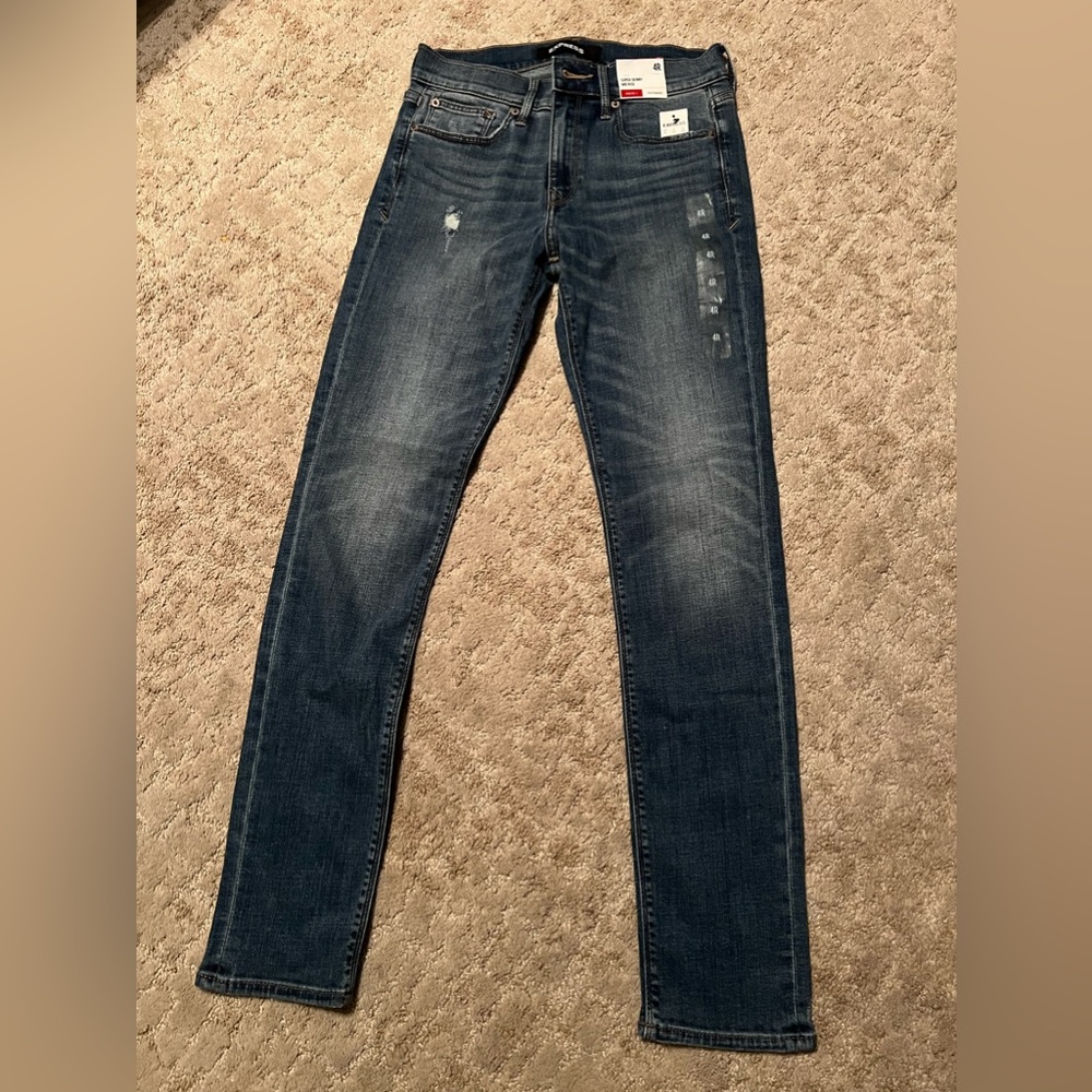 Skinny jeans